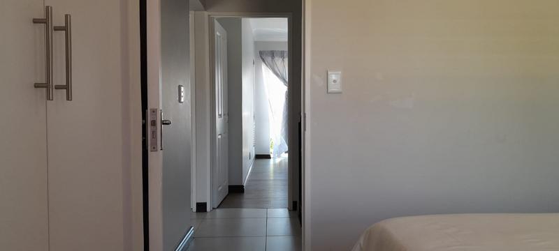 3 Bedroom Property for Sale in Buhrein Western Cape